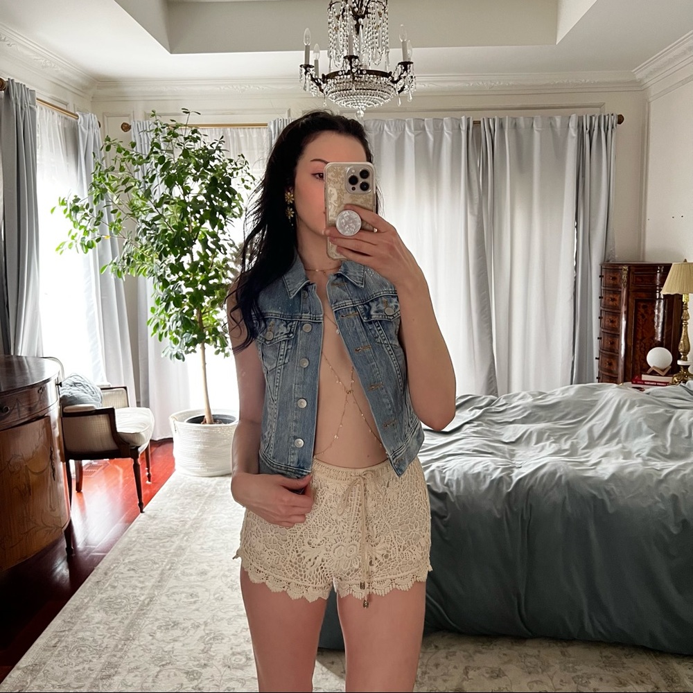 Talula NWOT cropped Jean Vest